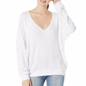 White V-Neck Waffle Knit Sweater – Cozy & Lightweight  Size SP